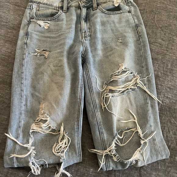 AE High-rise distressed jeans - Picture 7 of 7